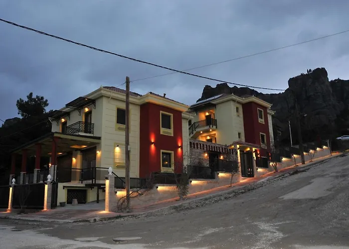 Dominique Meteora House شقة كالامباكا
