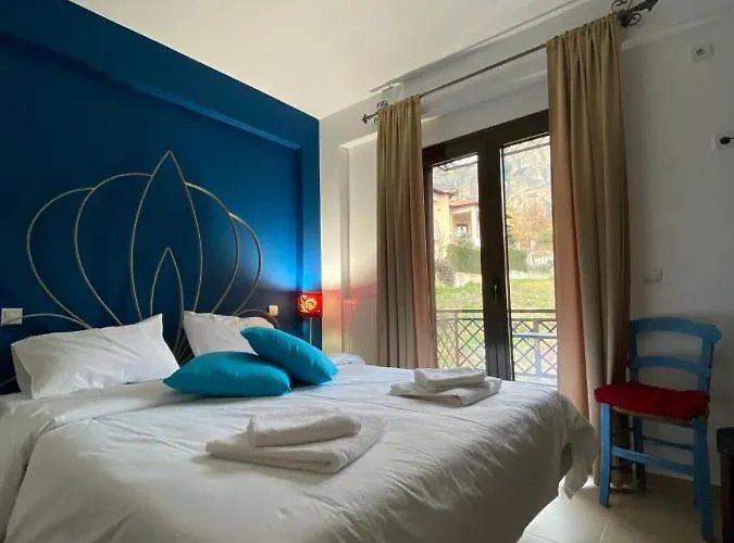 Dominique Meteora House